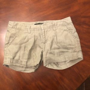 Super cute “Miss Me” linen shorts